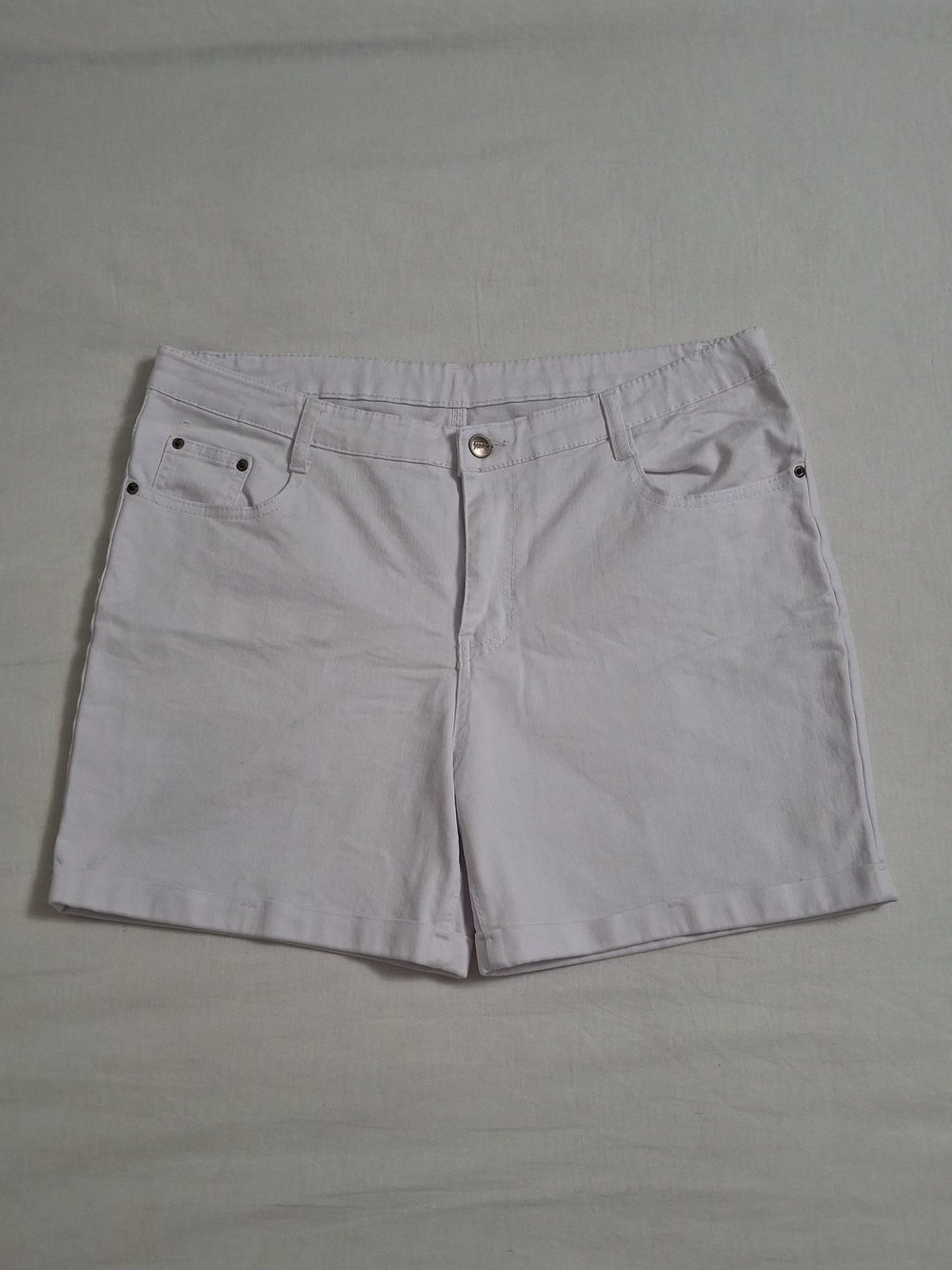 Women’s White Stretch Cotton Shorts